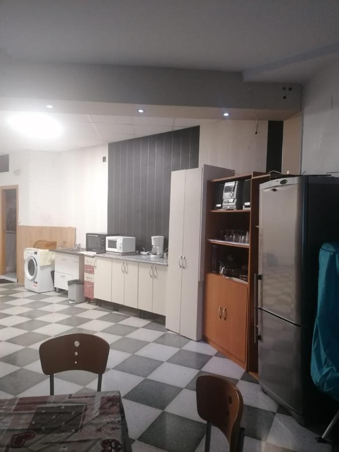 מדריד Hostal Casa Rosa מראה חיצוני תמונה